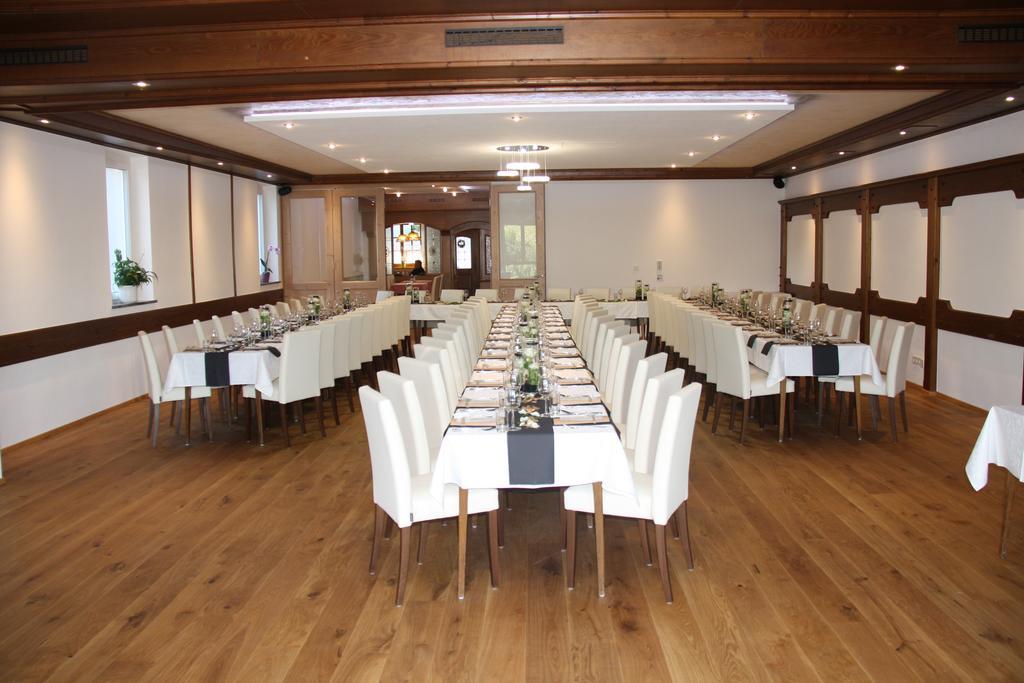 Gasthof Zur Kirche Hotel Kottes Екстериор снимка